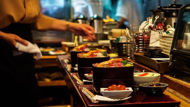 面包保质期之谜：休闲食品中的时间密码**